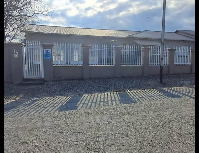 5 BEDROOM HOUSE FOR SALE IN MINDALORE